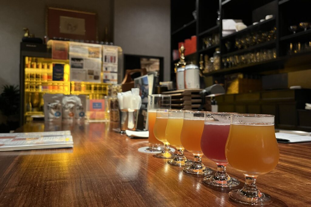 クラフトビール醸造所ツアー